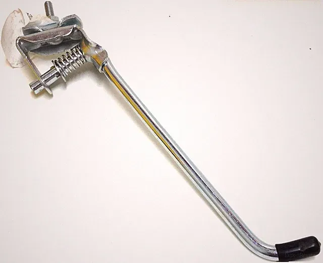 WALD BIKE BICYCLE KICK STAND KICKSTAND MOUNT FOR MOST 24" & 26" BIKES NEW